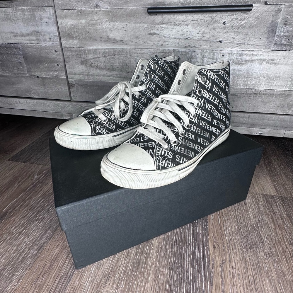 Vetements converse sneakers size 37